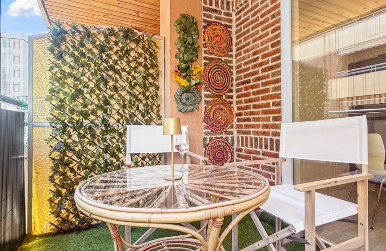 Resale - Apartment -
Torrevieja - Costa Blanca