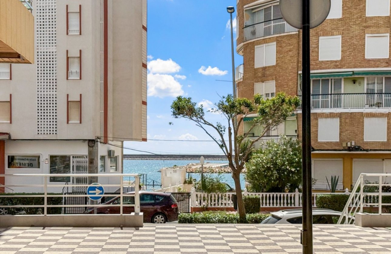 Resale - Apartment -
Torrevieja - Costa Blanca