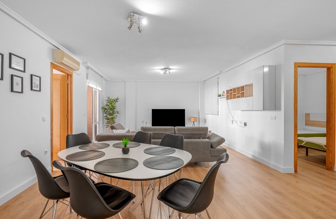 Resale - Apartment -
Torrevieja - Costa Blanca