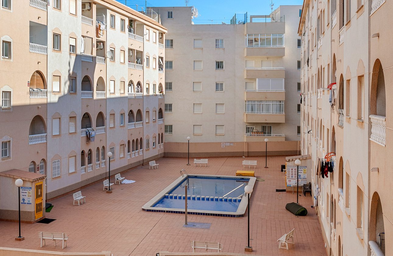 Resale - Apartment -
Torrevieja - Costa Blanca