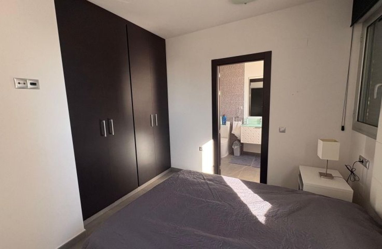 Resale - Apartment -
Torrevieja - Costa Blanca