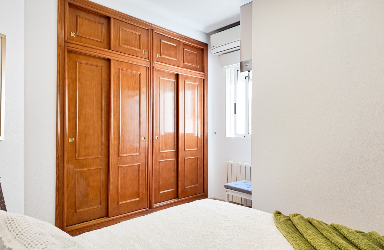 Resale - Apartment -
Torrevieja - Costa Blanca