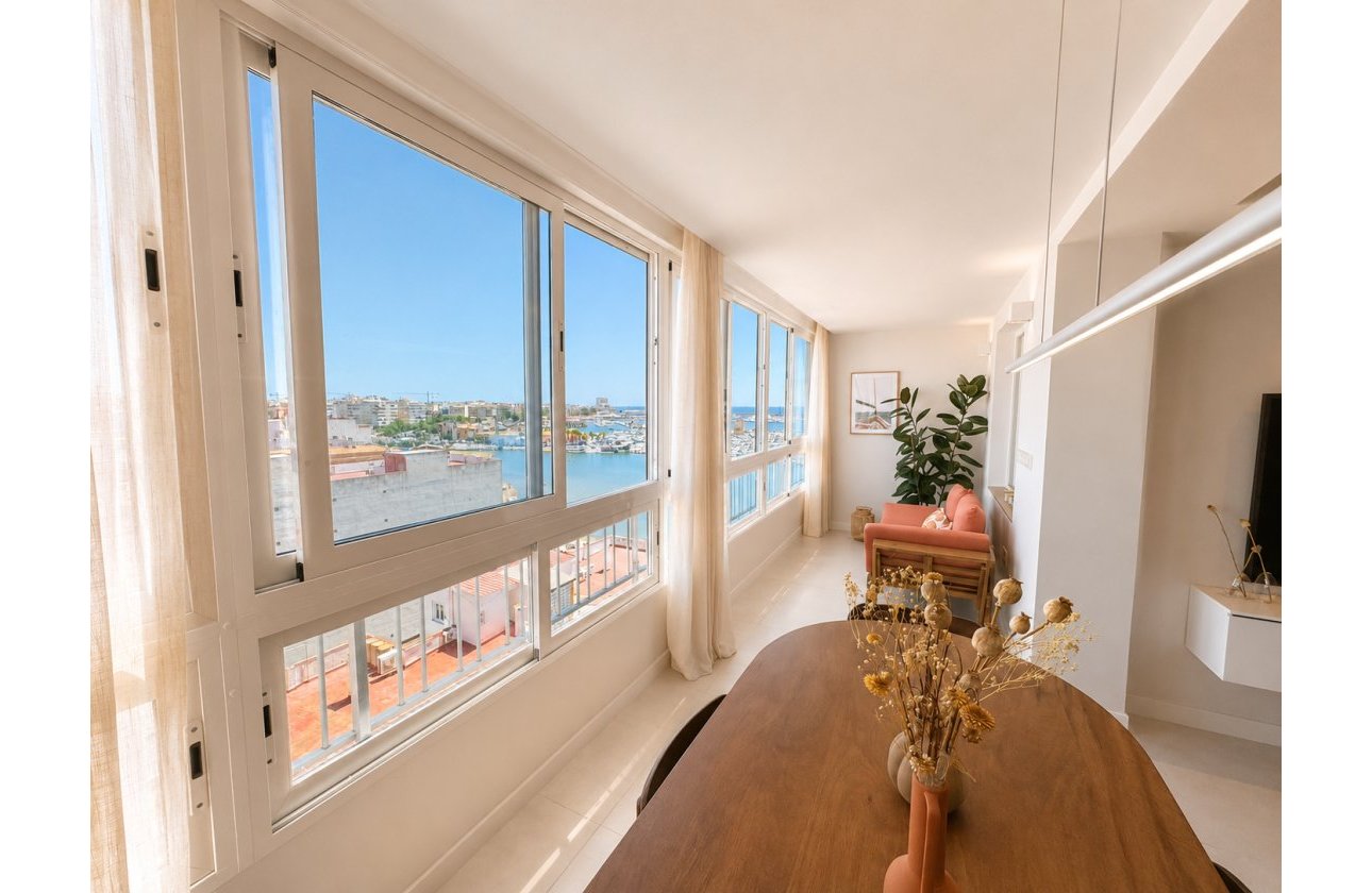 Resale - Apartment -
Torrevieja - Costa Blanca