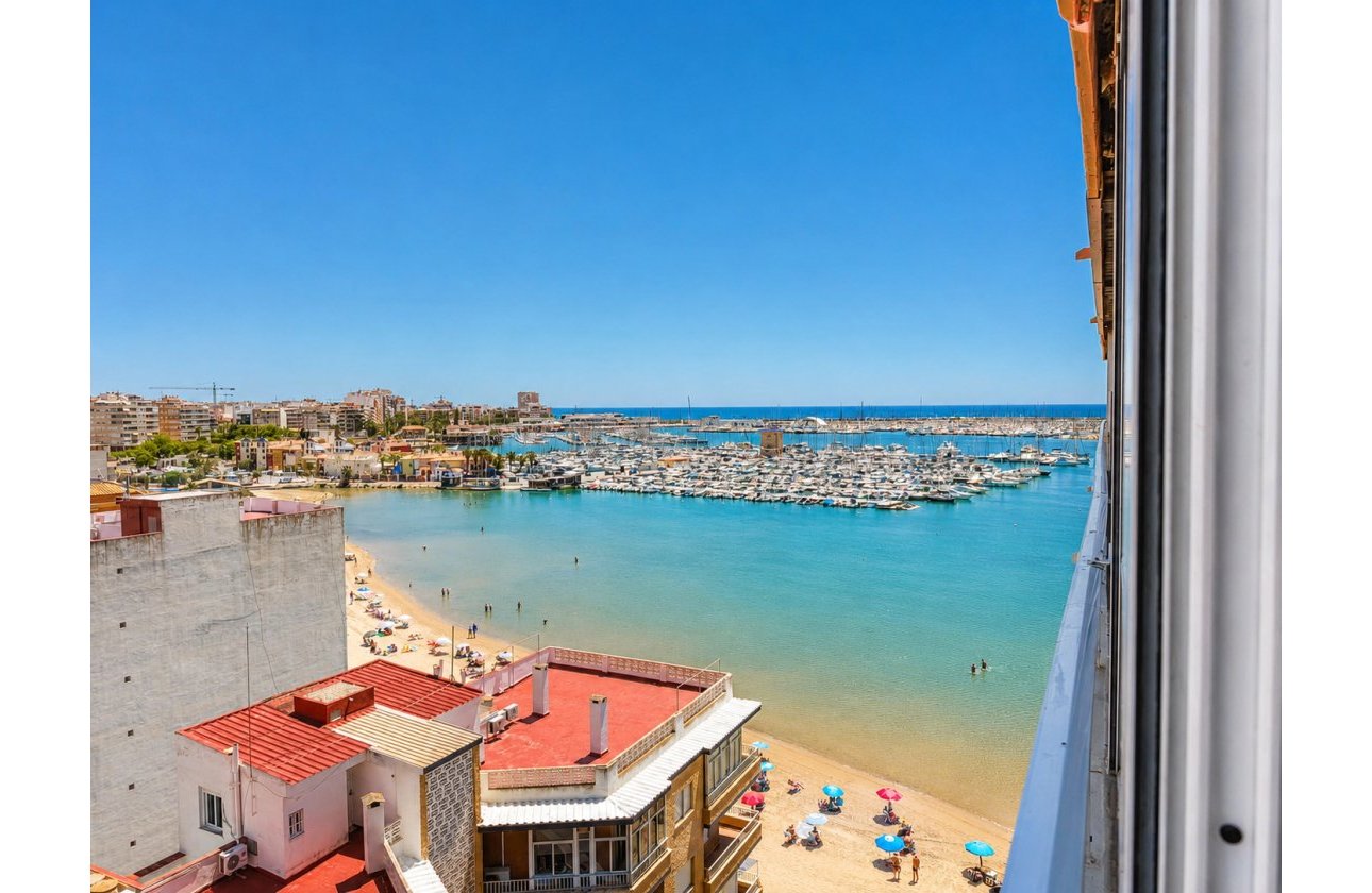 Resale - Apartment -
Torrevieja - Costa Blanca