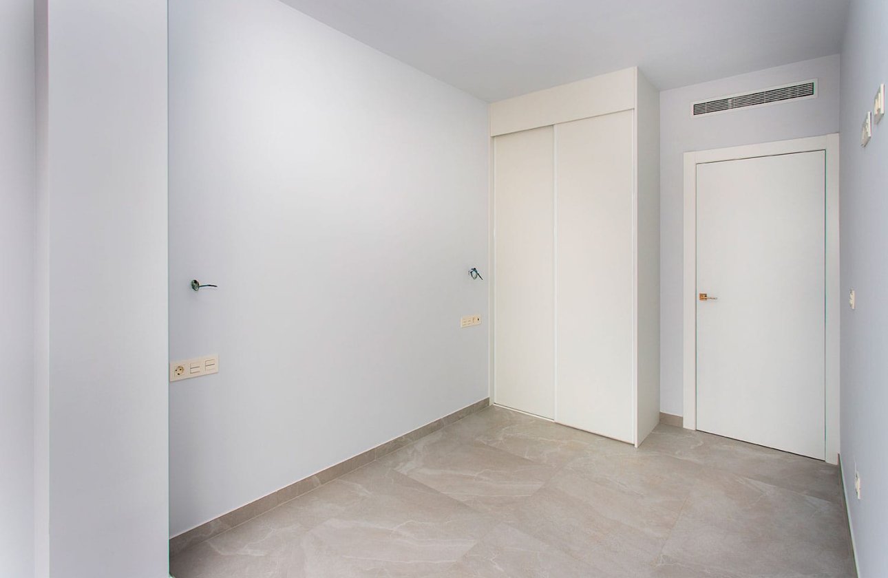 Resale - Apartment -
Torrevieja - Costa Blanca