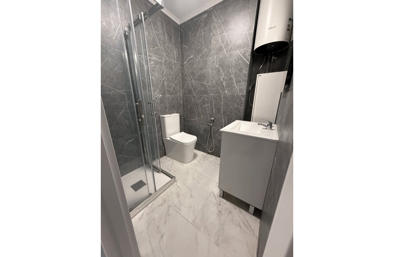 Resale - Apartment -
Torrevieja - Costa Blanca