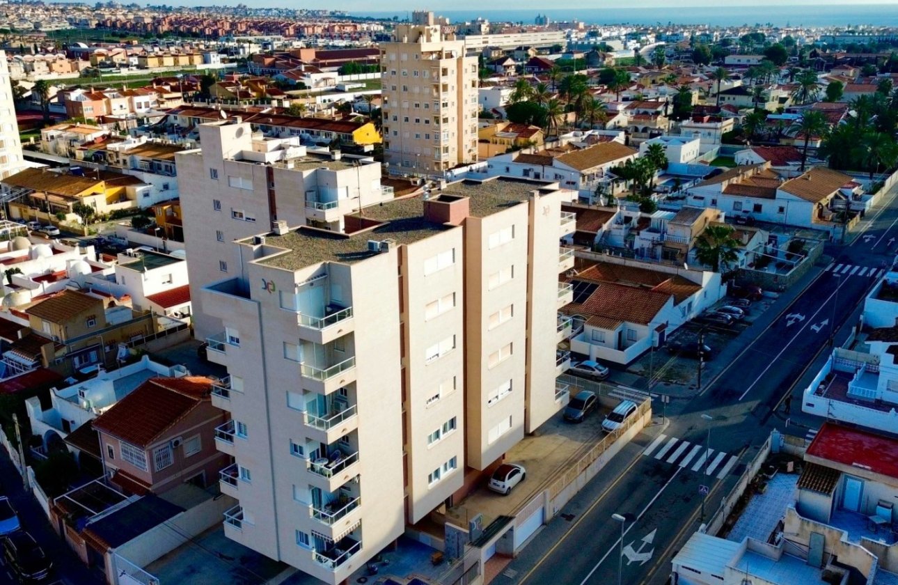 Resale - Apartment -
Torrevieja - Costa Blanca