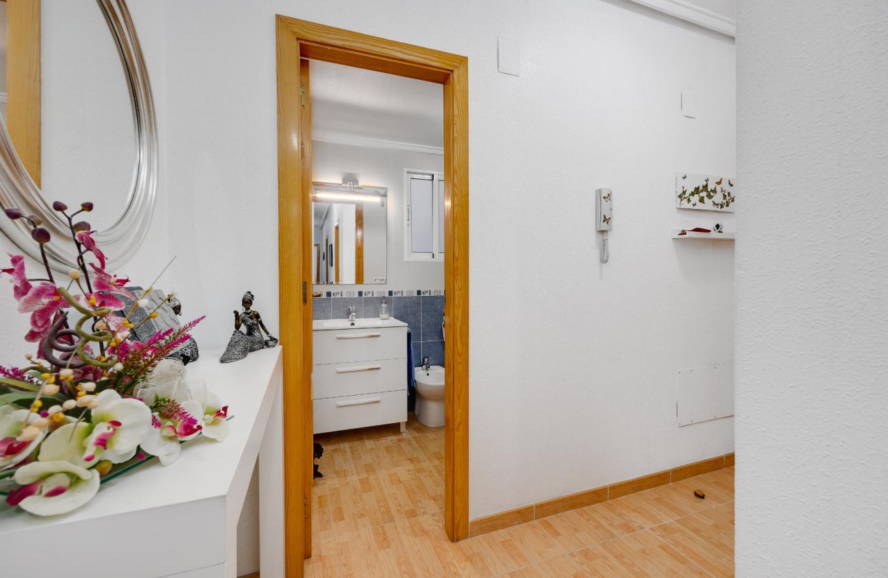 Resale - Apartment -
Torrevieja - Costa Blanca