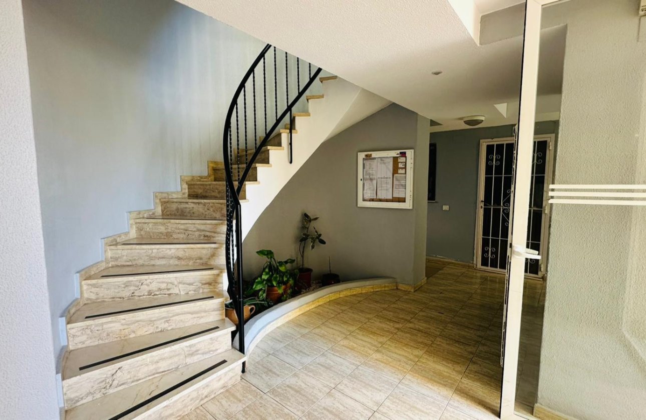 Resale - Apartment -
Torrevieja - Costa Blanca