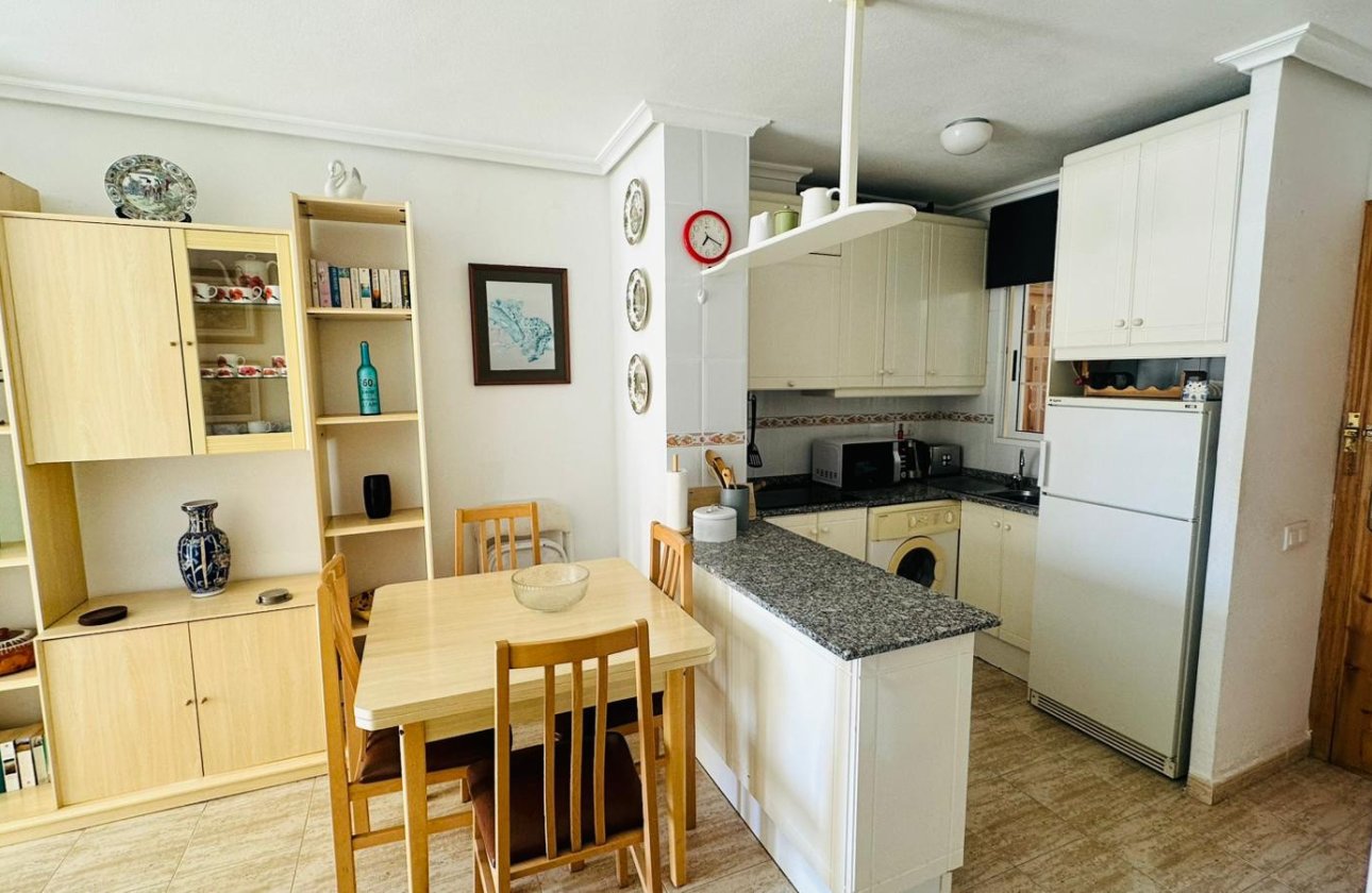 Resale - Apartment -
Torrevieja - Costa Blanca
