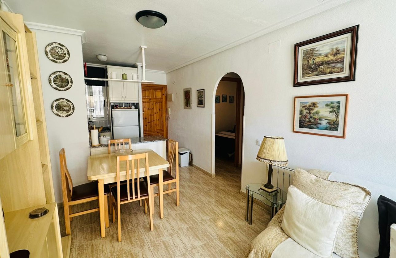 Resale - Apartment -
Torrevieja - Costa Blanca