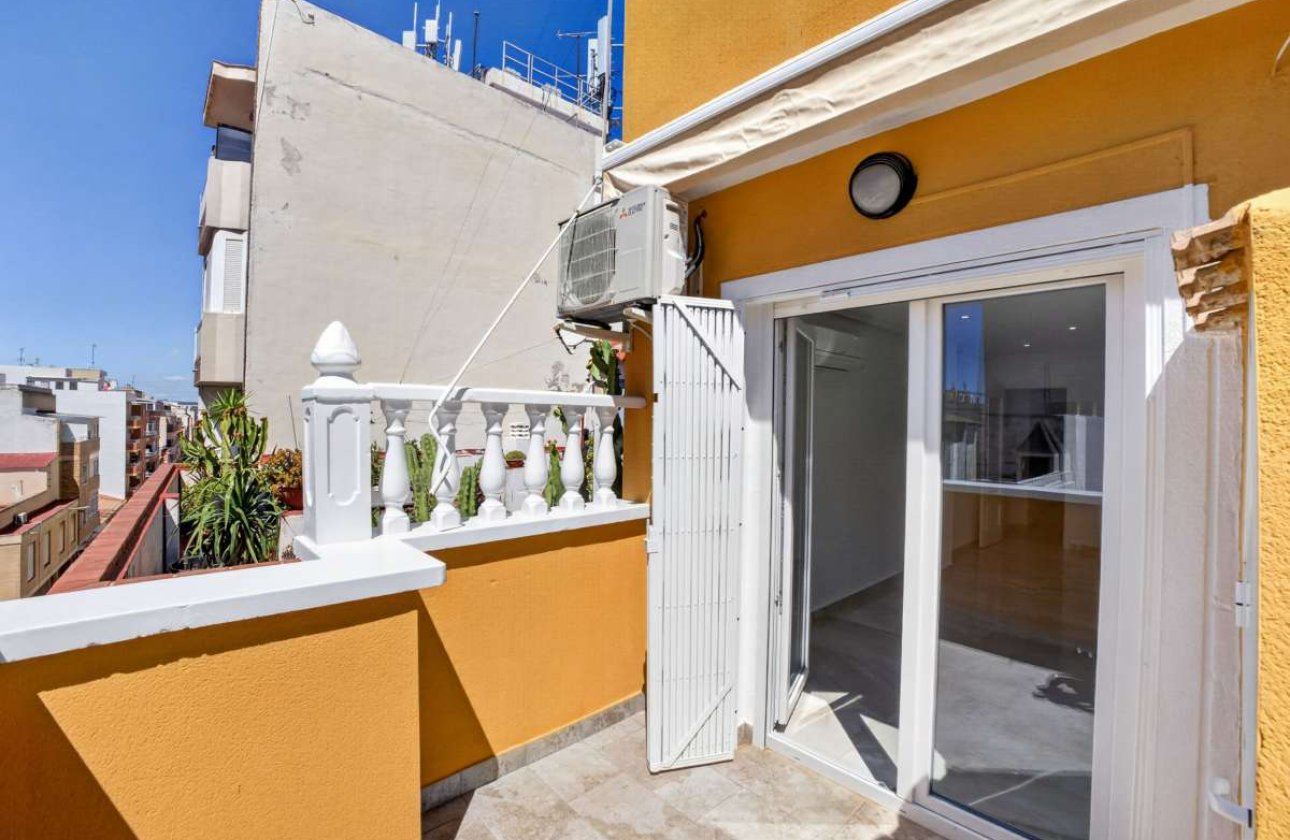 Resale - Apartment -
Torrevieja - Costa Blanca