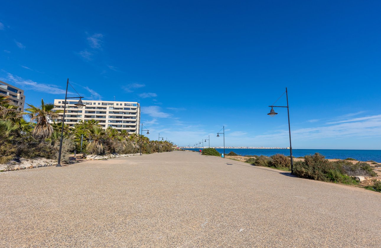 Resale - Apartment -
Torrevieja - Costa Blanca