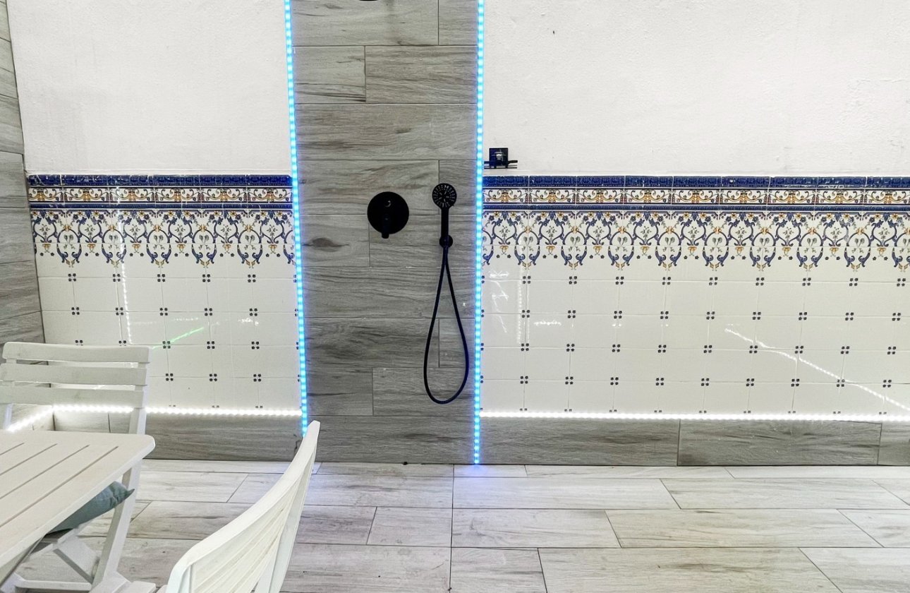 Resale - Apartment -
Torrevieja - Costa Blanca