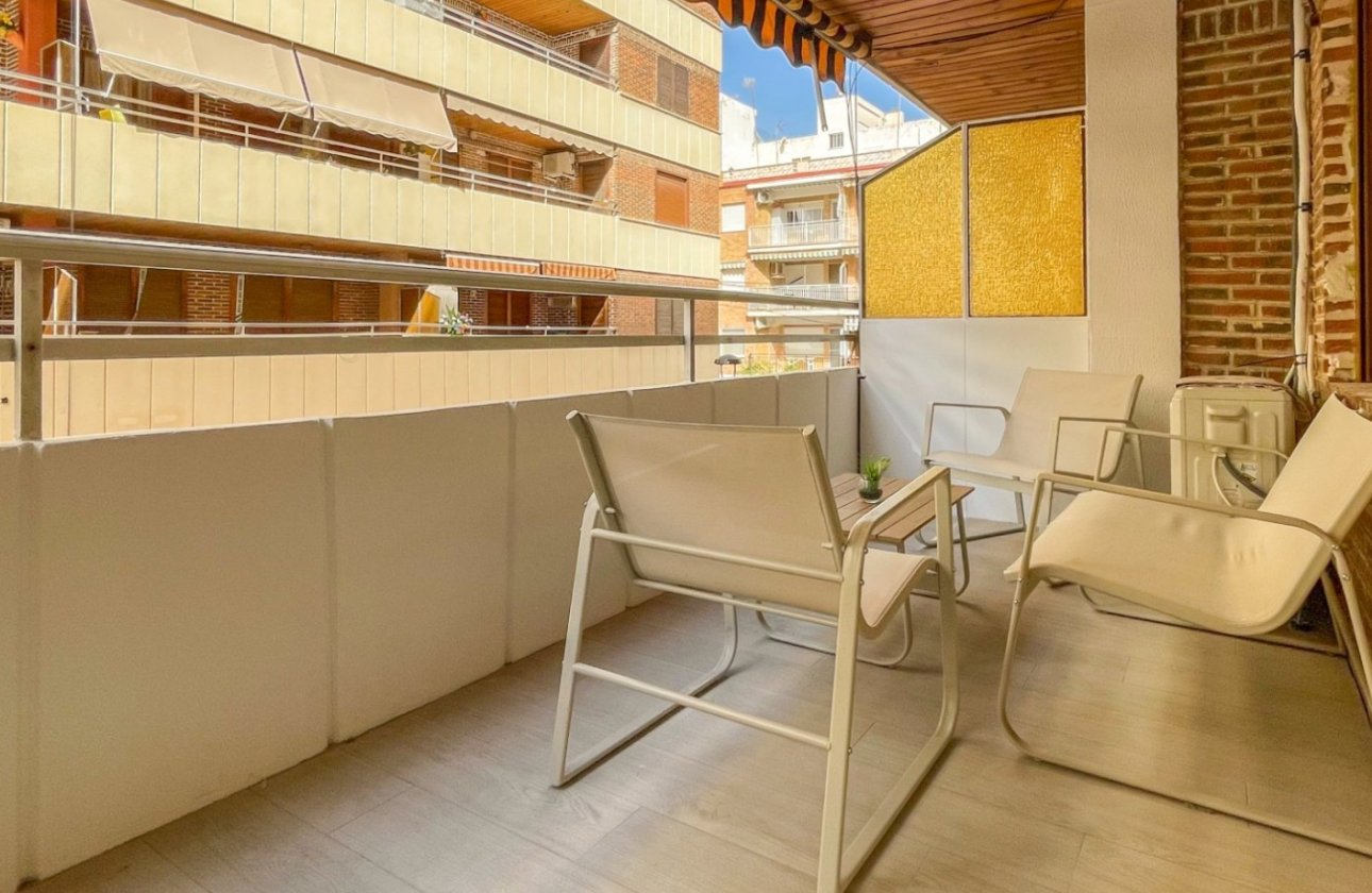 Resale - Apartment -
Torrevieja - Costa Blanca