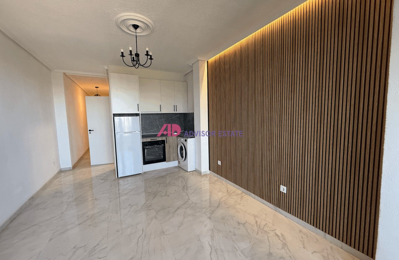 Resale - Apartment -
Torrevieja - Costa Blanca