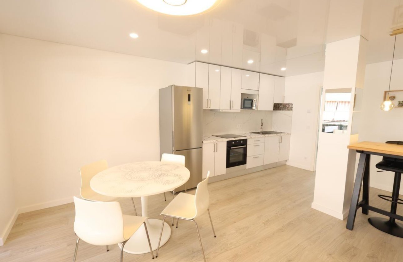 Resale - Apartment -
Torrevieja - Costa Blanca