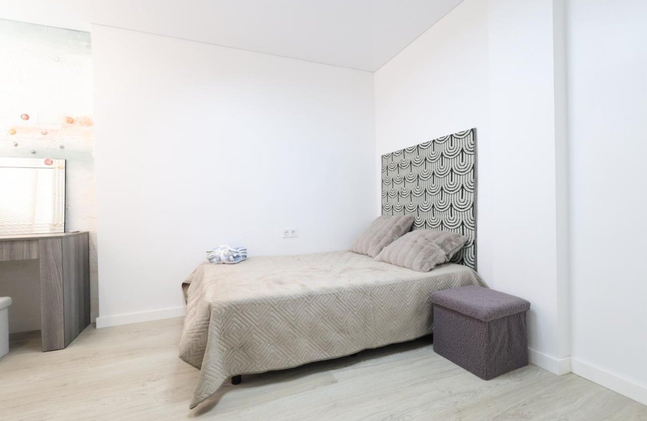 Resale - Apartment -
Torrevieja - Costa Blanca