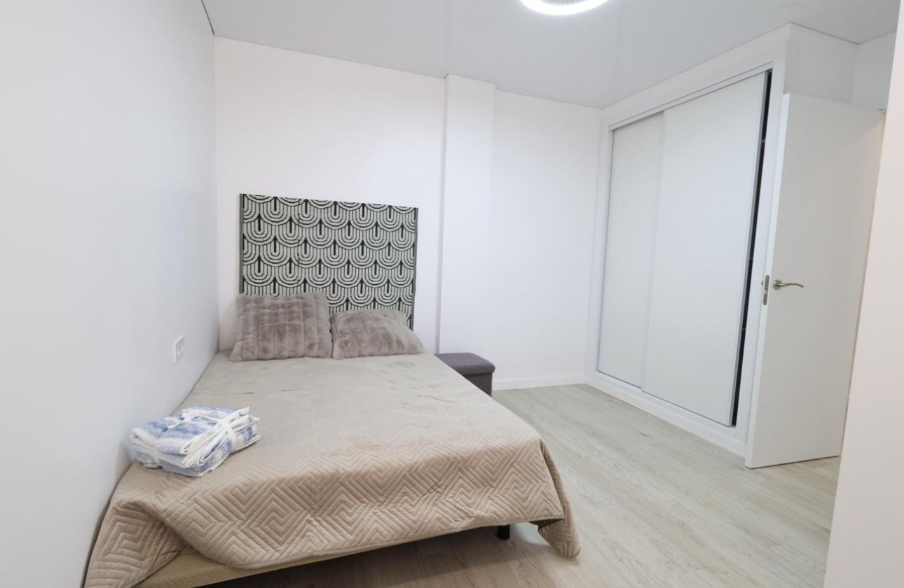 Resale - Apartment -
Torrevieja - Costa Blanca