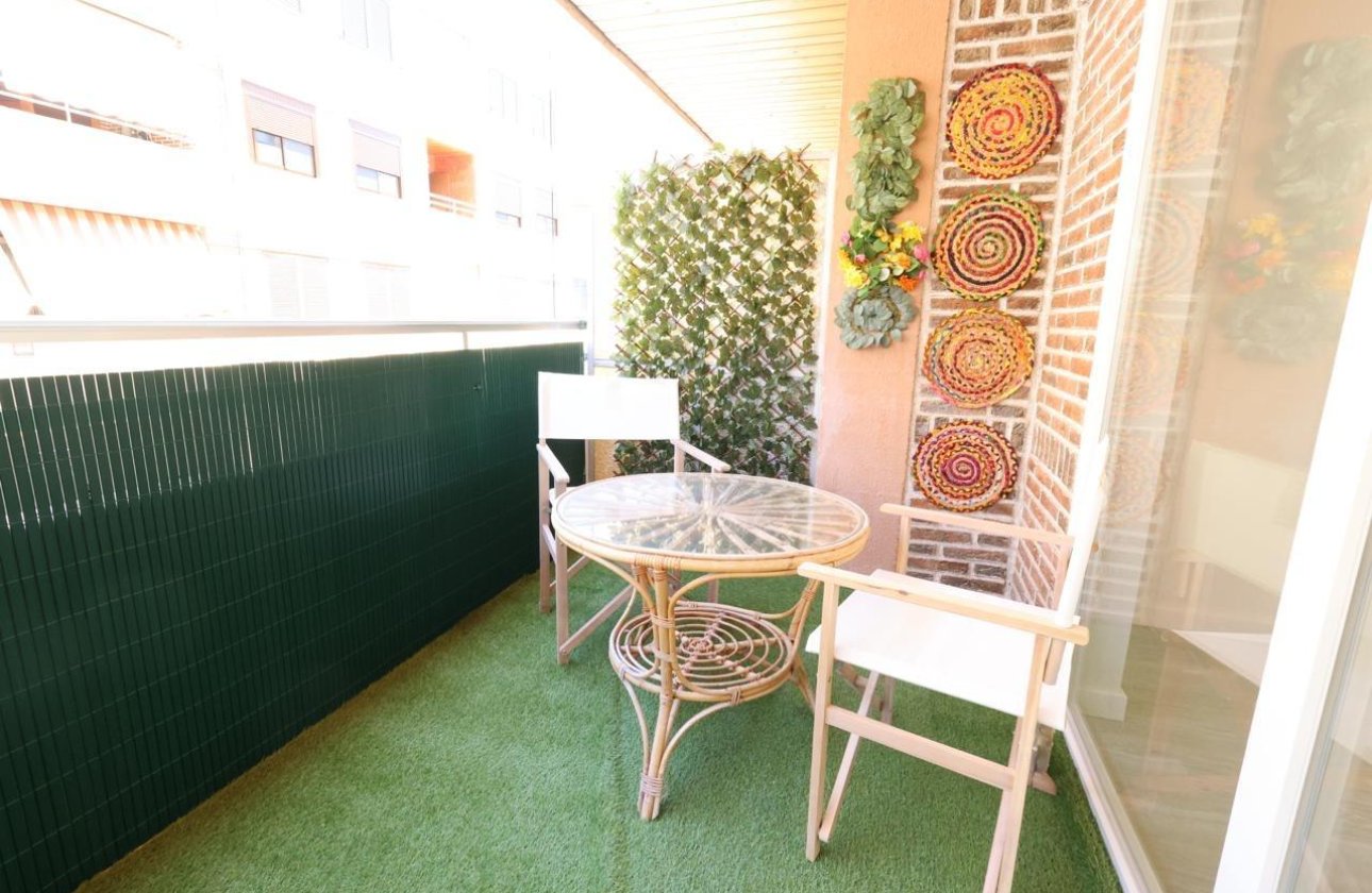 Resale - Apartment -
Torrevieja - Costa Blanca