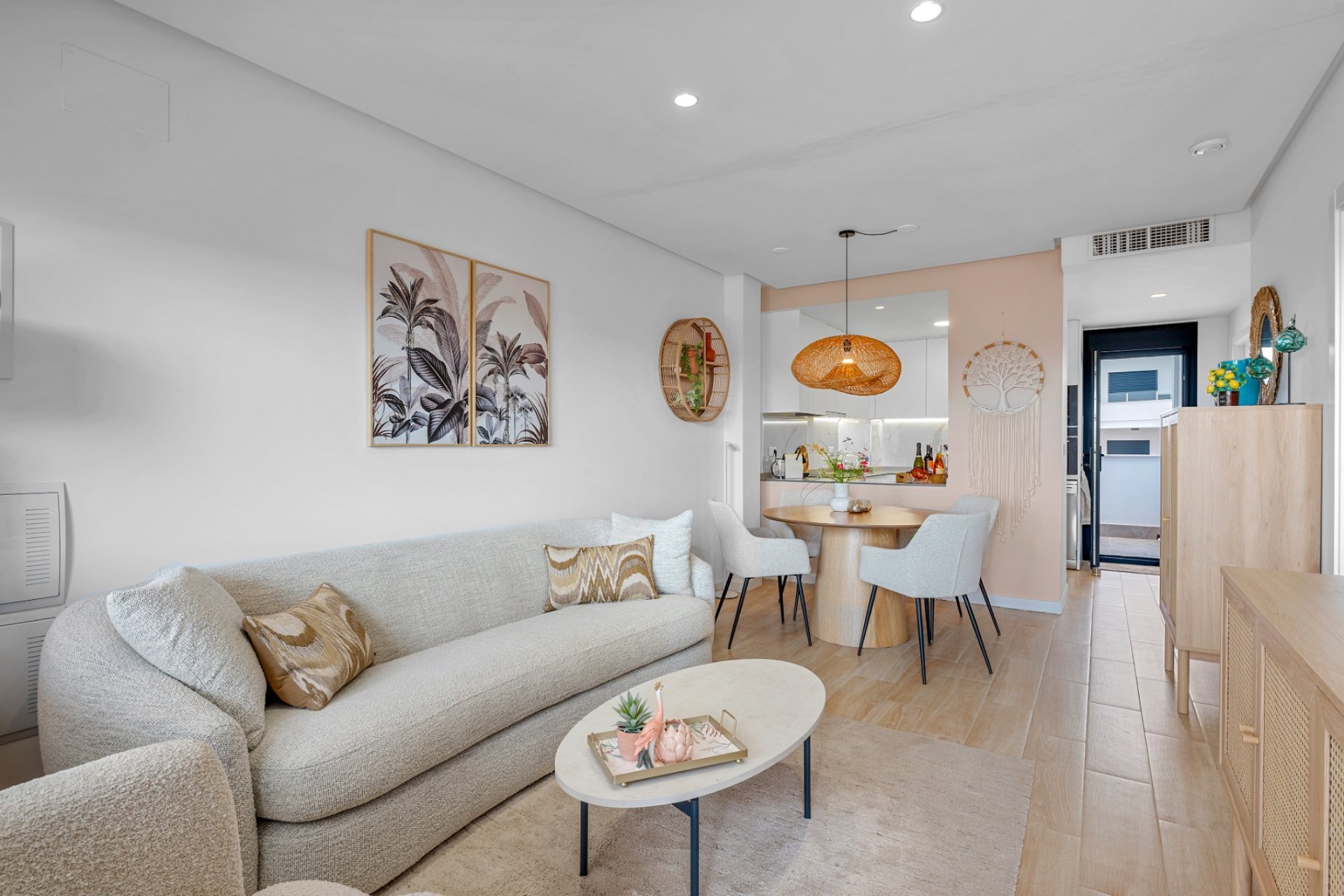 Resale - Apartment -
Torrevieja - Costa Blanca