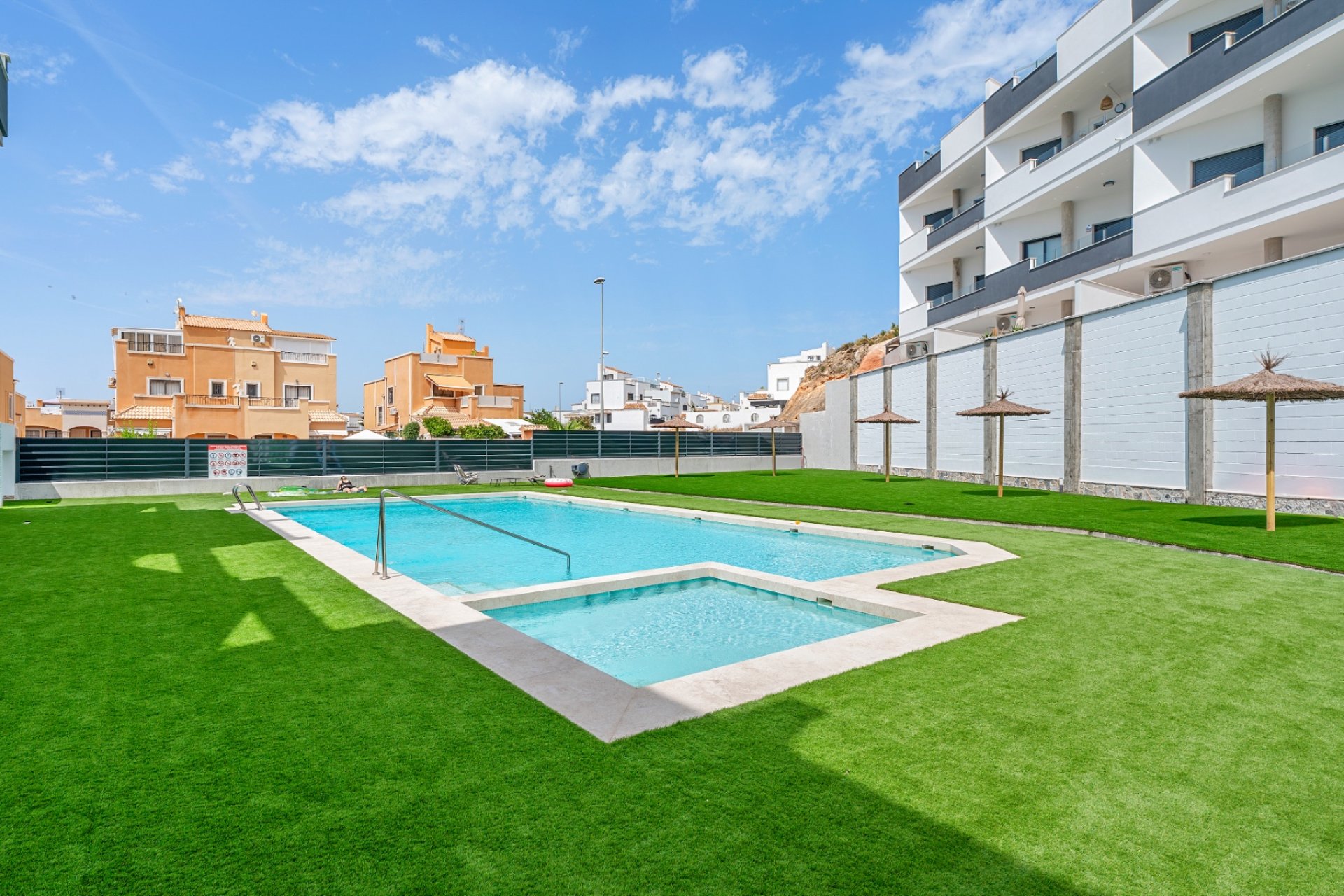 Resale - Apartment -
Torrevieja - Costa Blanca