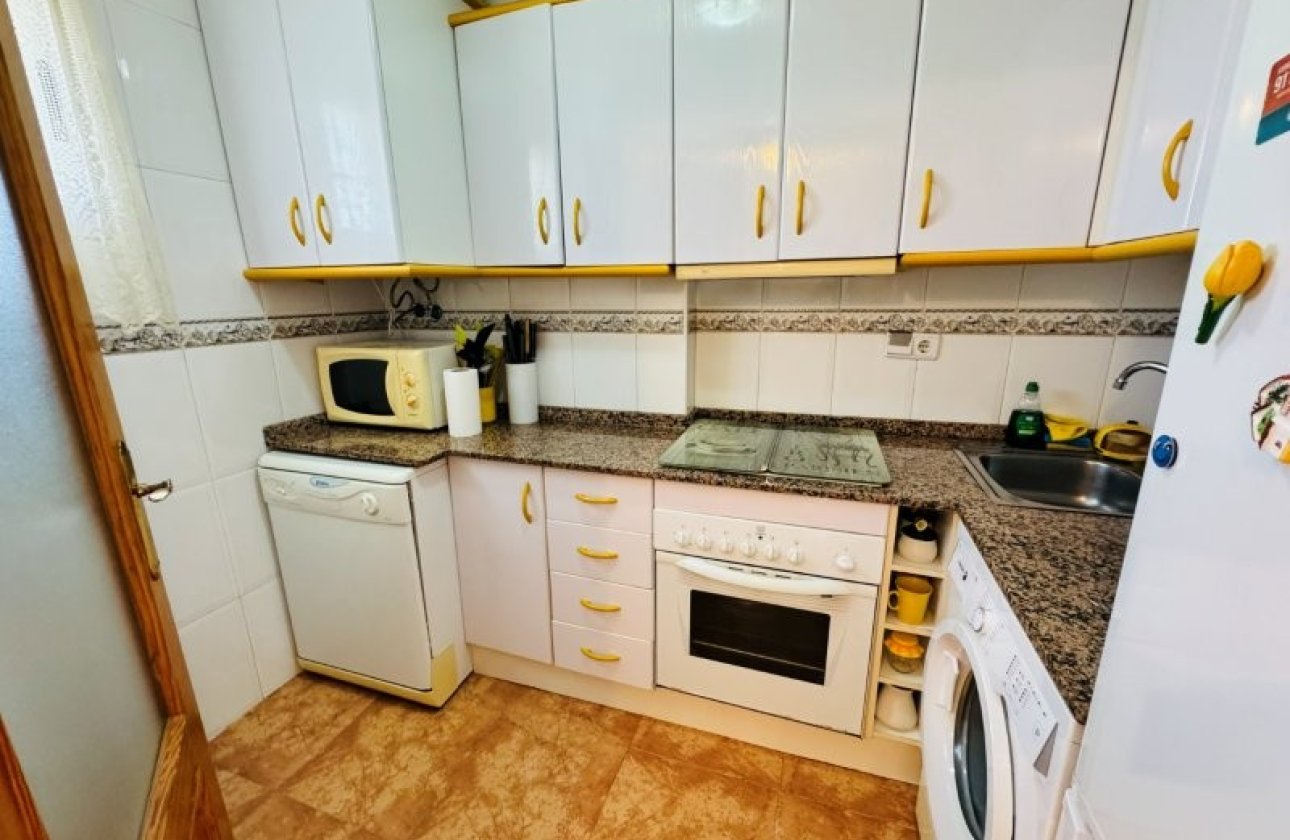 Resale - Apartment -
Torrevieja - Costa Blanca
