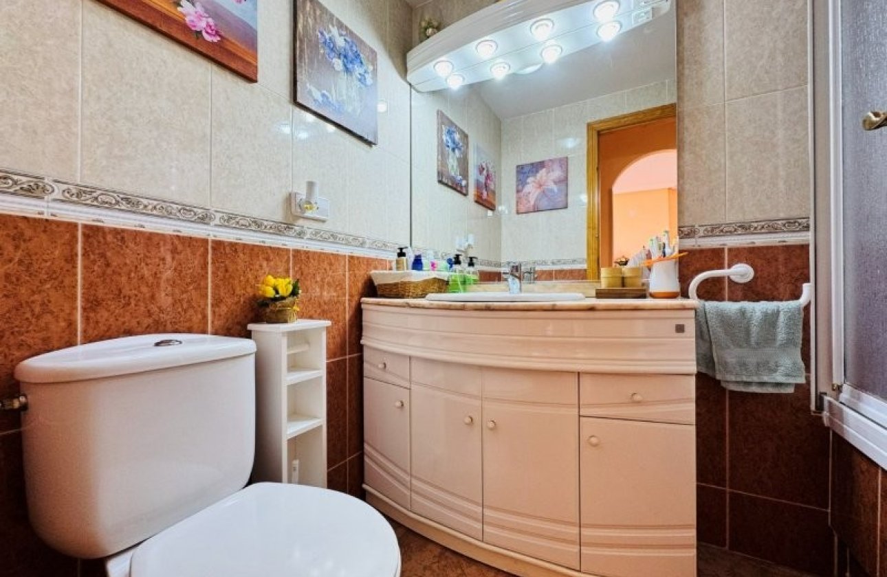 Resale - Apartment -
Torrevieja - Costa Blanca