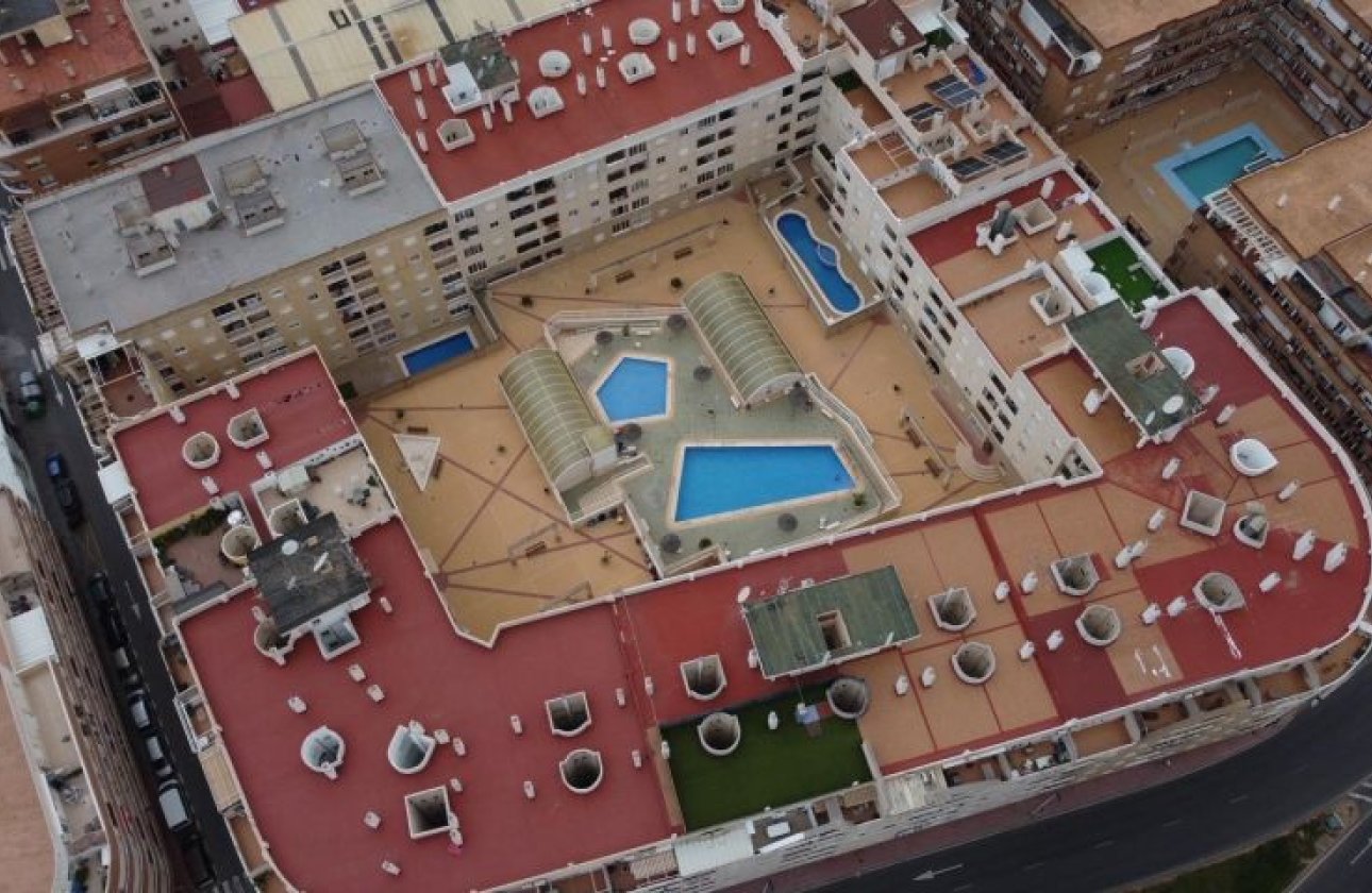Resale - Apartment -
Torrevieja - Costa Blanca
