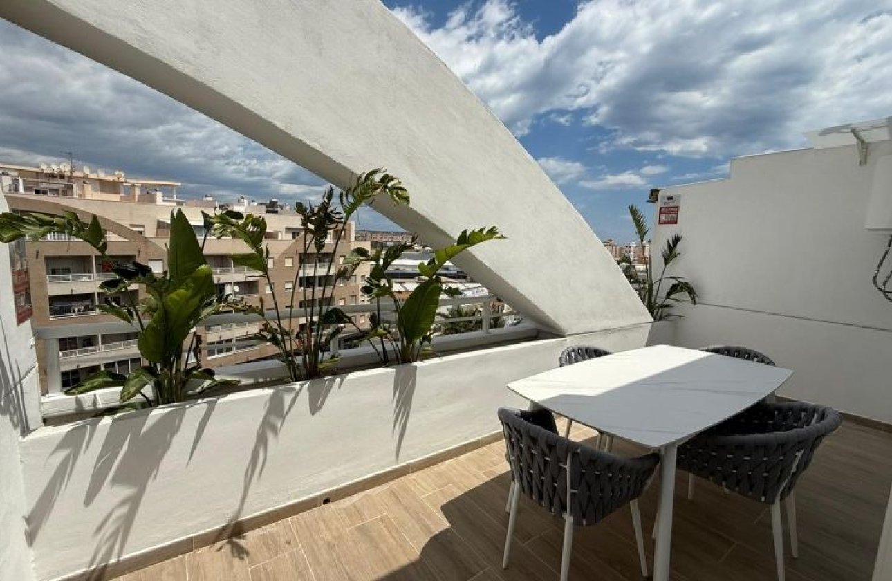 Resale - Apartment -
Torrevieja - Costa Blanca