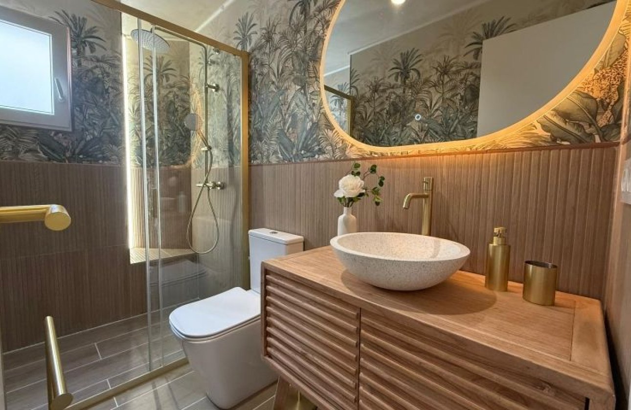 Resale - Apartment -
Torrevieja - Costa Blanca