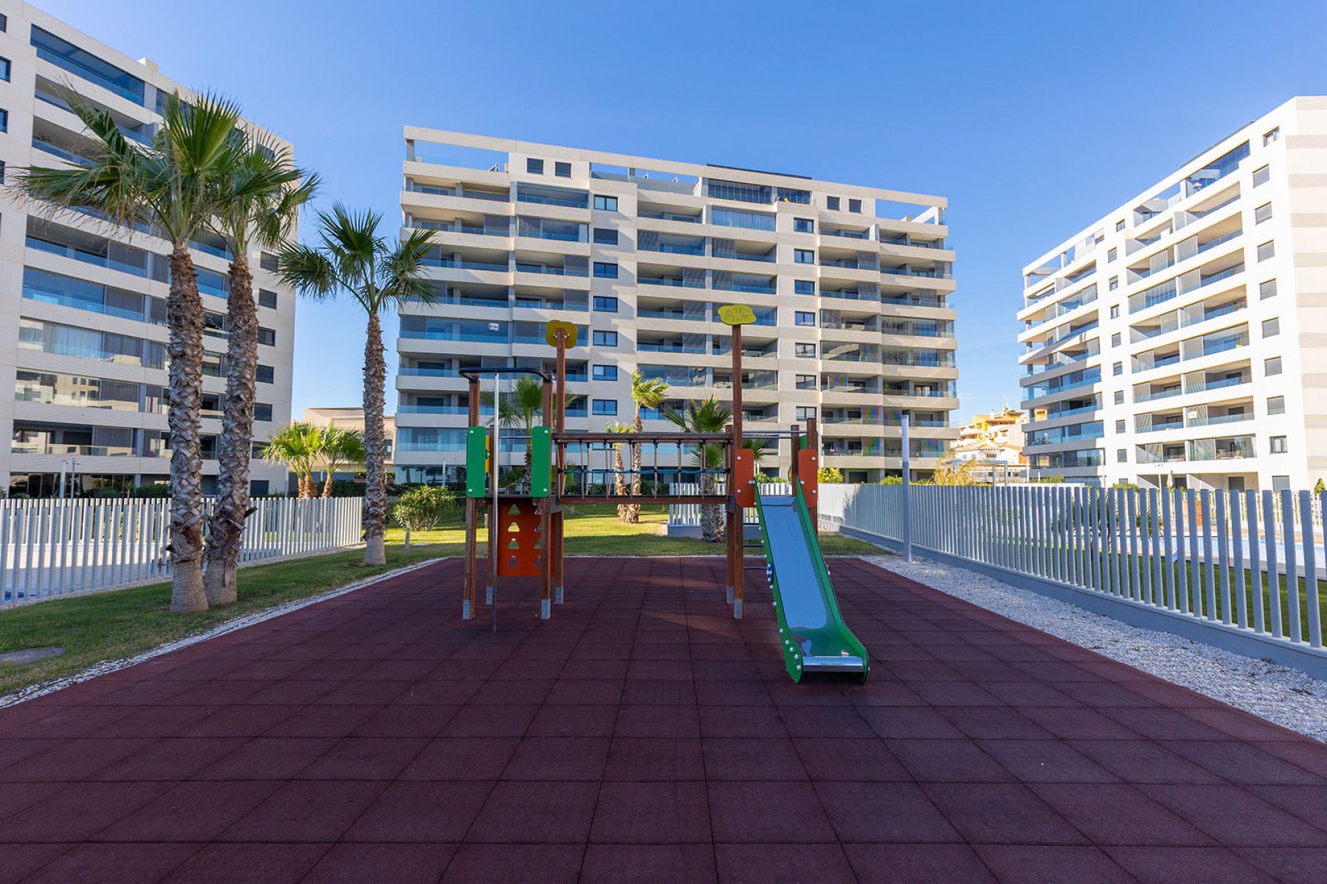 Resale - Apartment -
Torrevieja - Costa Blanca