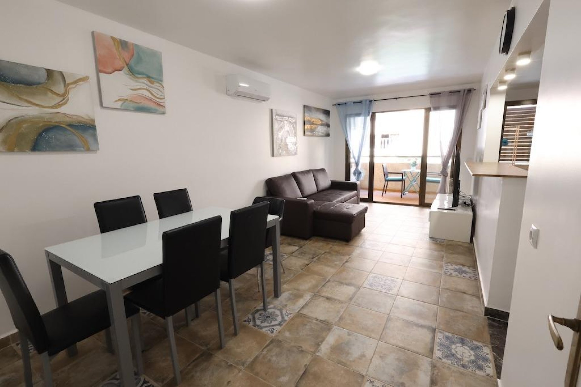 Resale - Apartment -
Torrevieja - Costa Blanca