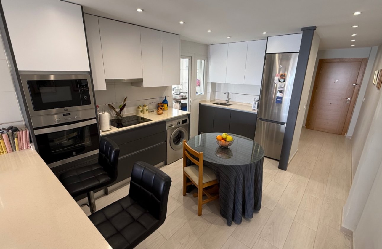 Resale - Apartment -
Torrevieja - Costa Blanca