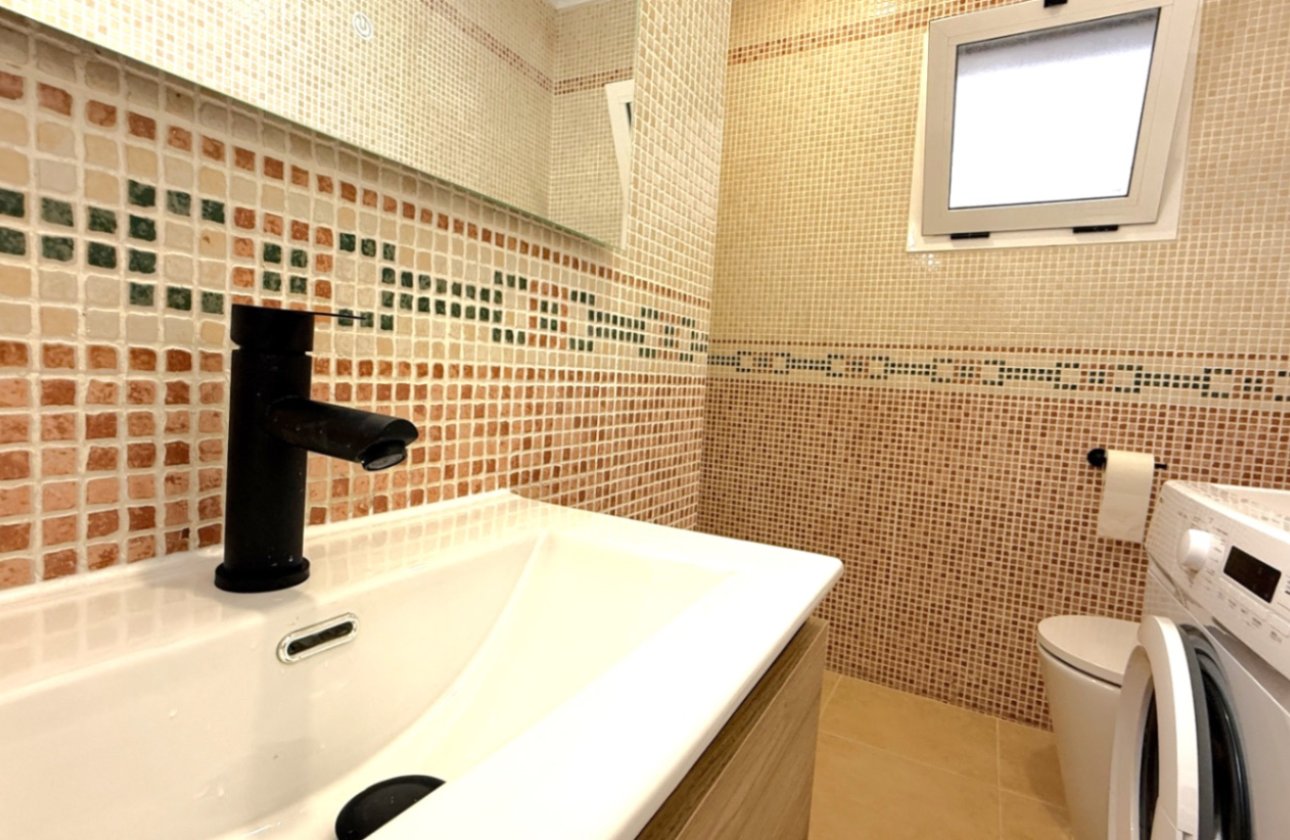 Resale - Apartment -
Torrevieja - Costa Blanca