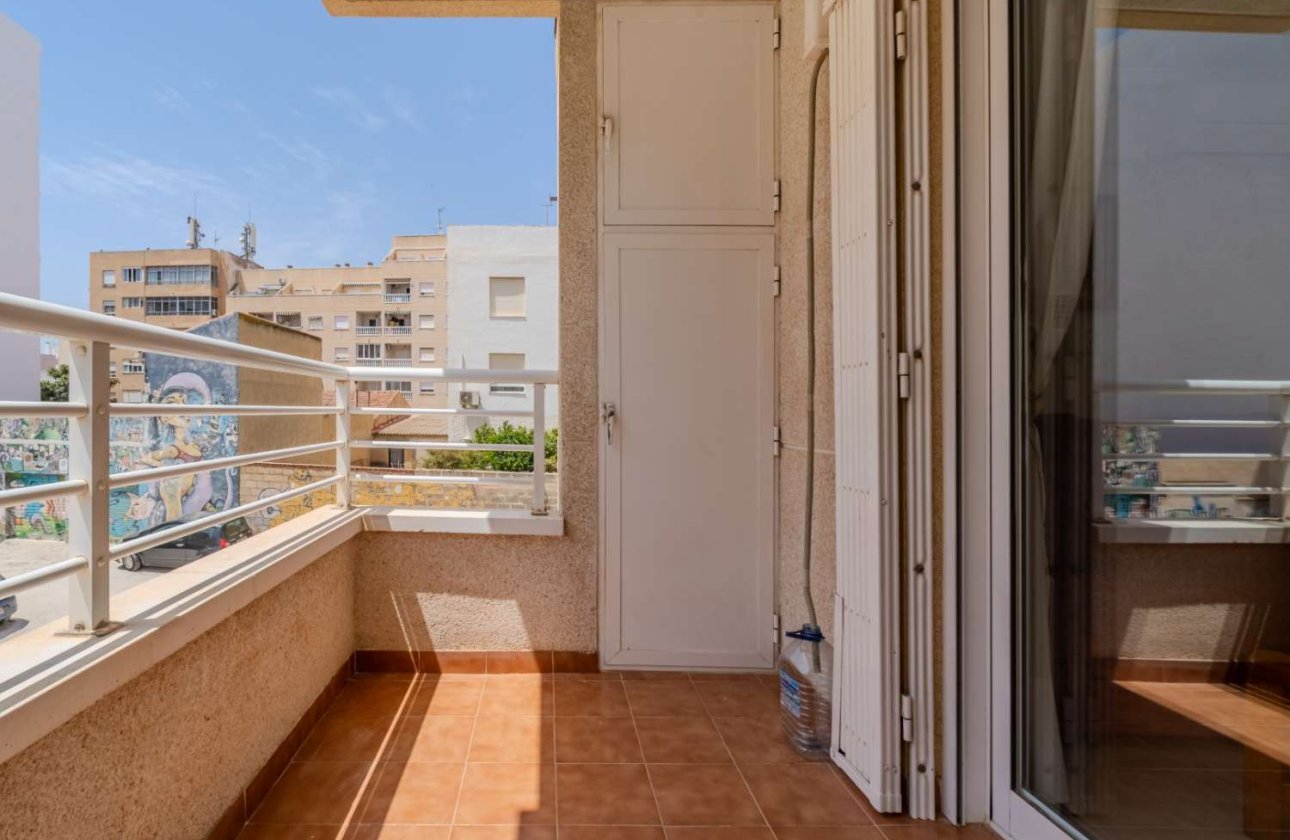 Resale - Apartment -
Torrevieja - Costa Blanca