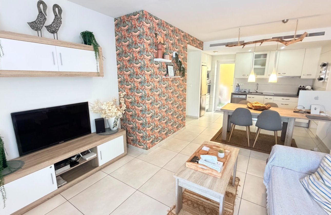 Resale - Apartment -
Torrevieja - Costa Blanca