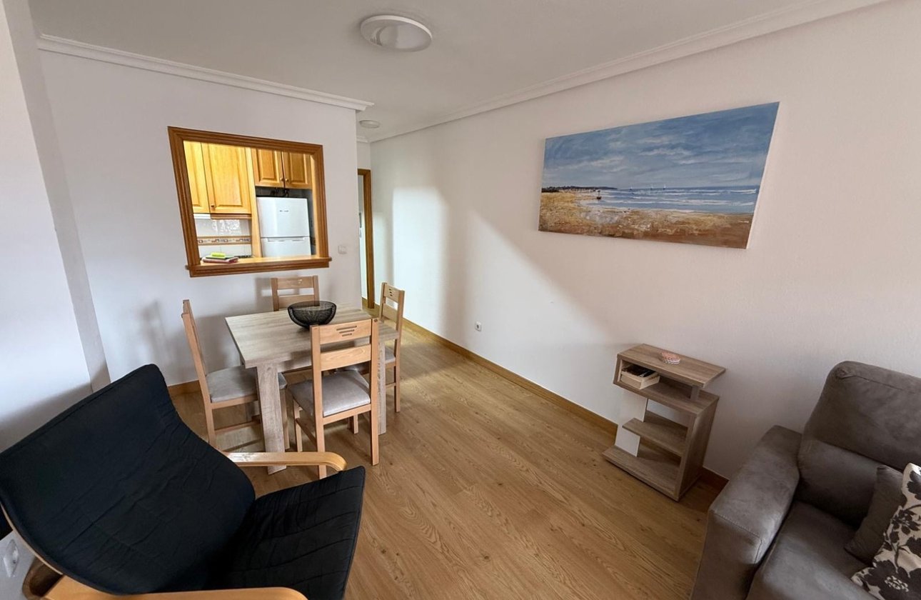 Resale - Apartment -
Torrevieja - Costa Blanca