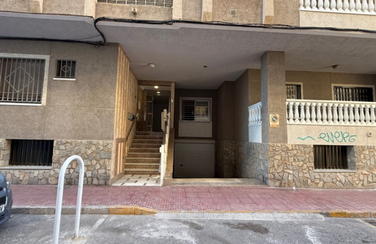 Resale - Apartment -
Torrevieja - Costa Blanca