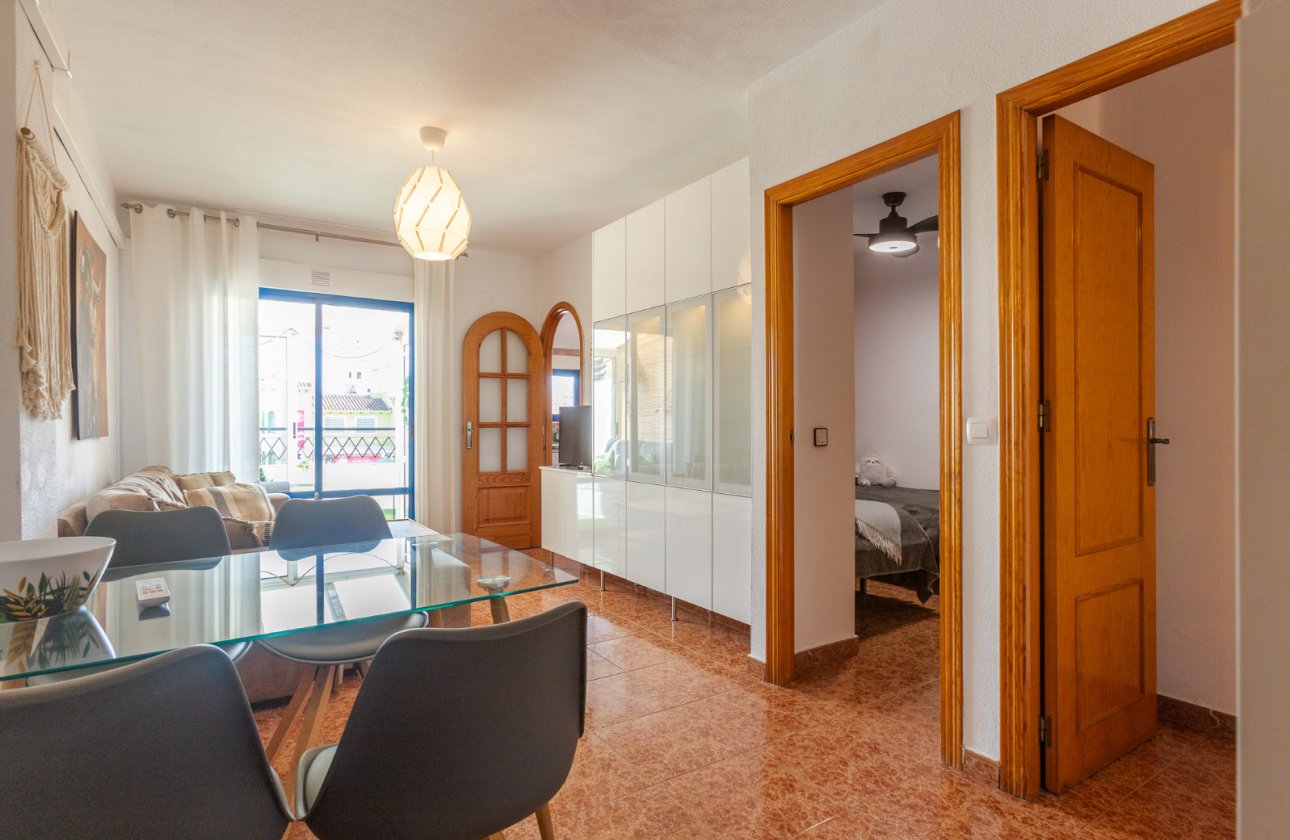 Resale - Apartment -
Torrevieja - Costa Blanca