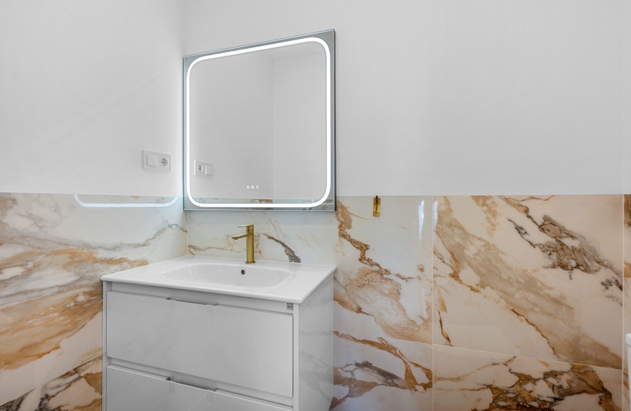 Resale - Apartment -
Torrevieja - Costa Blanca