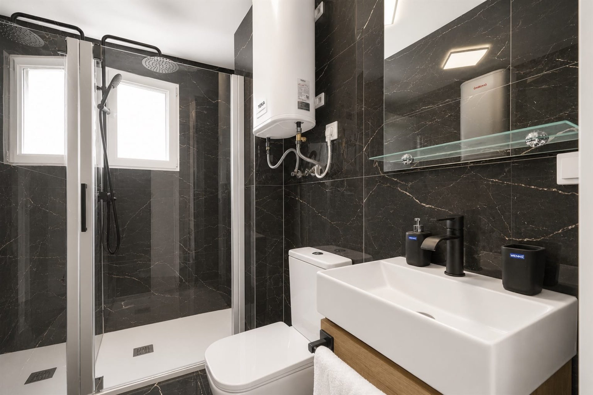 Resale - Apartment -
Torrevieja - Costa Blanca