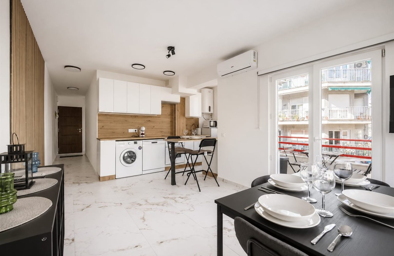 Resale - Apartment -
Torrevieja - Costa Blanca