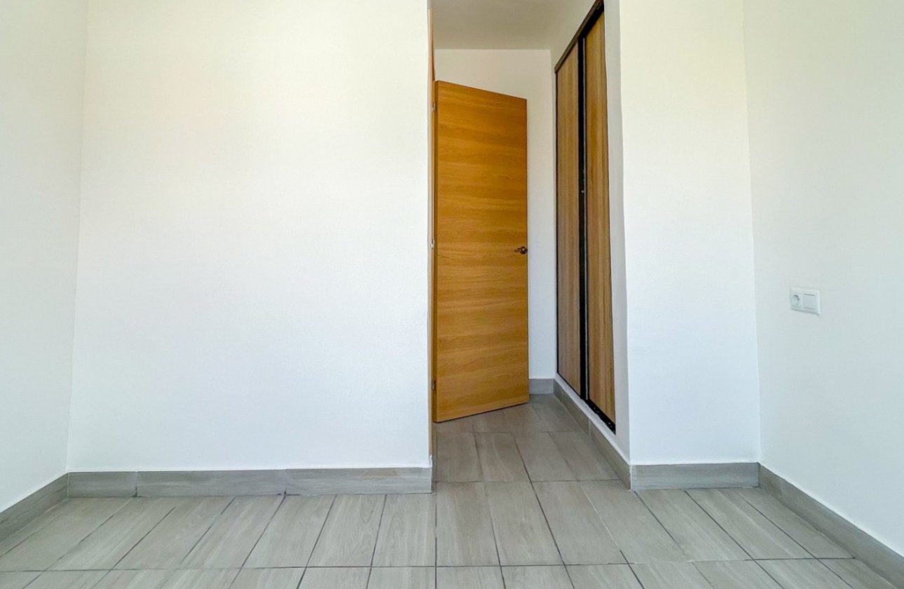 Resale - Apartment -
Torrevieja - Costa Blanca