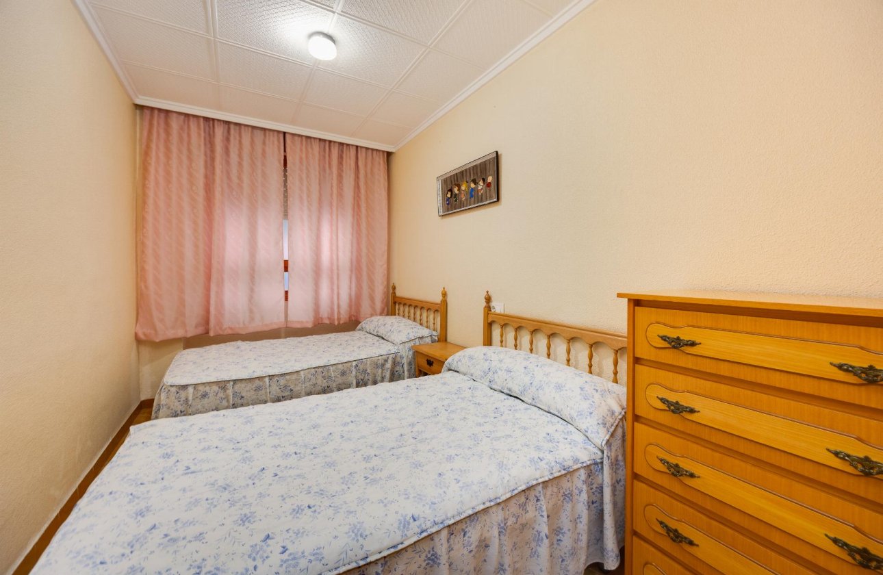 Resale - Apartment -
Torrevieja - Costa Blanca
