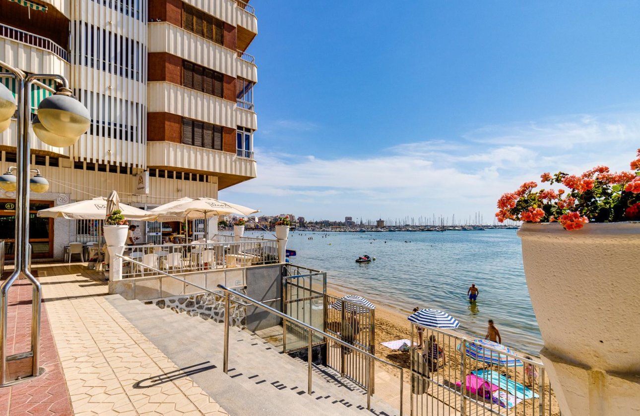 Resale - Apartment -
Torrevieja - Costa Blanca