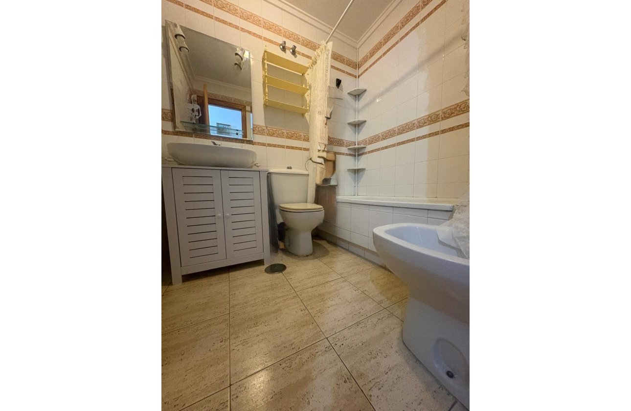 Resale - Apartment -
Torrevieja - Costa Blanca