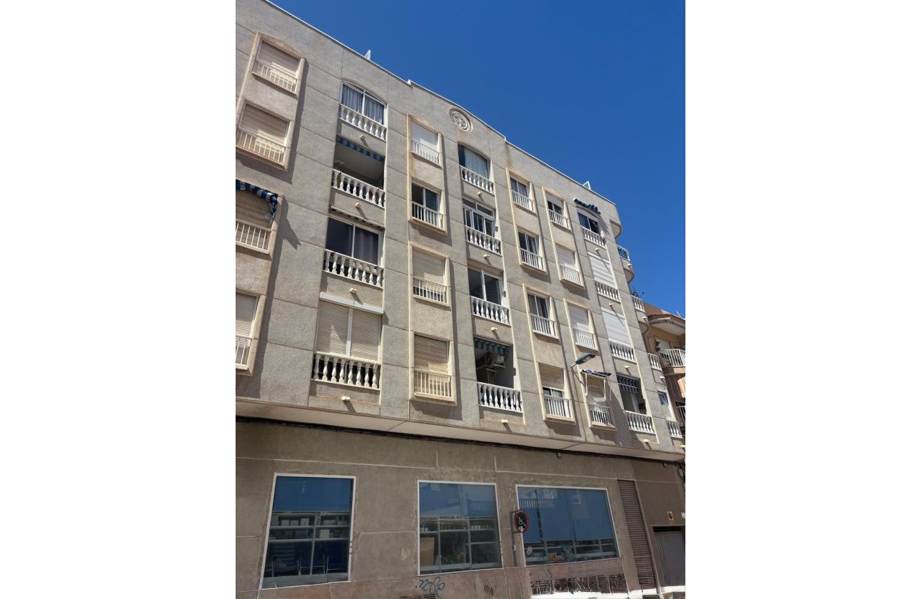 Resale - Apartment -
Torrevieja - Costa Blanca