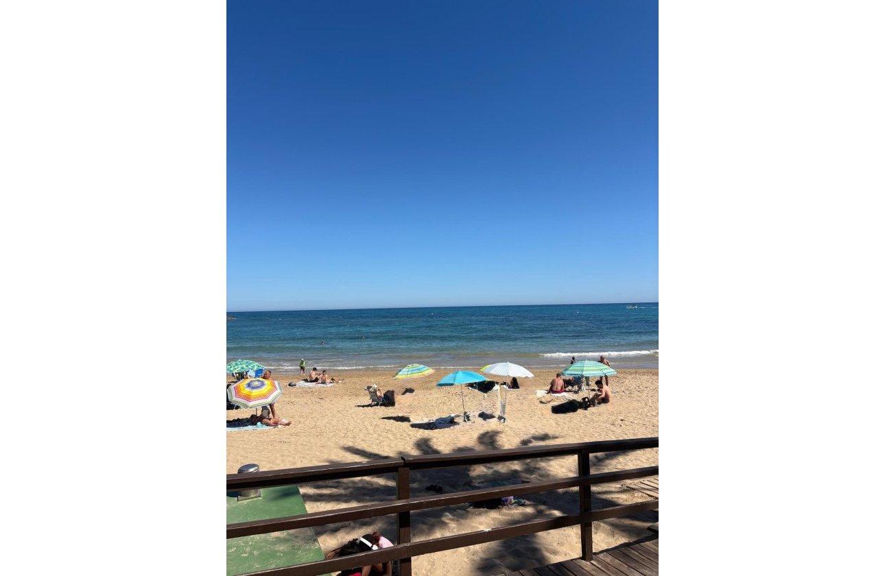 Resale - Apartment -
Torrevieja - Costa Blanca