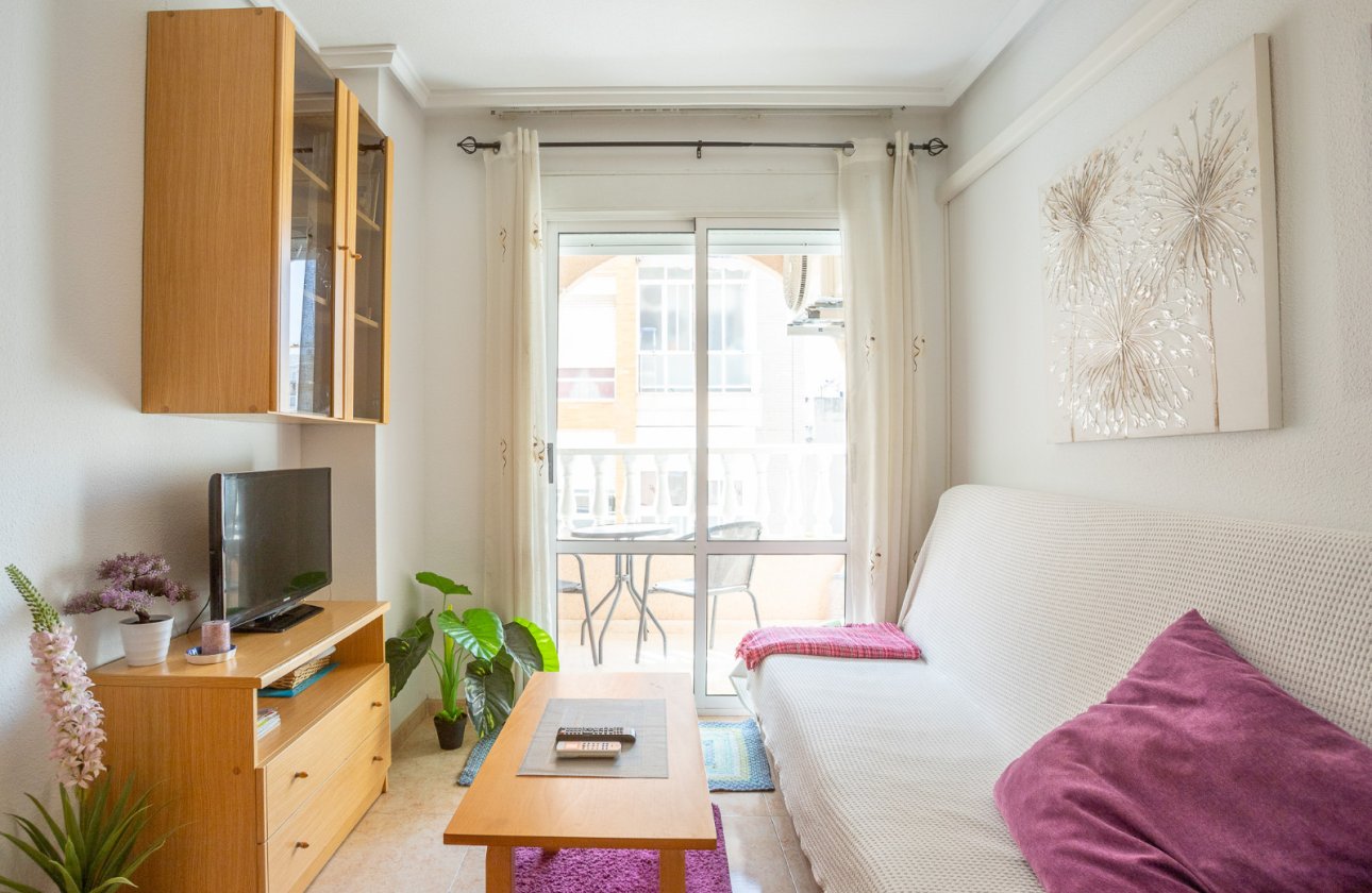 Resale - Apartment -
Torrevieja - Costa Blanca